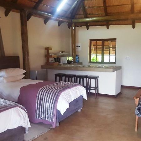 African Flair Country Lodge Piet Retief Bagian luar foto