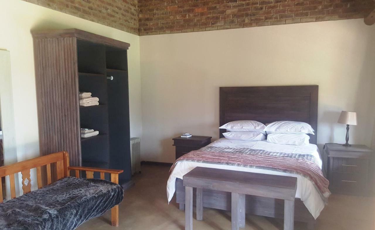 African Flair Country Lodge Piet Retief Bagian luar foto